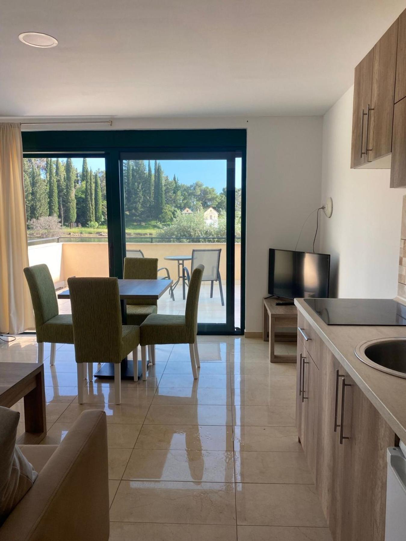 Tondo Apartment Tivat Exterior photo